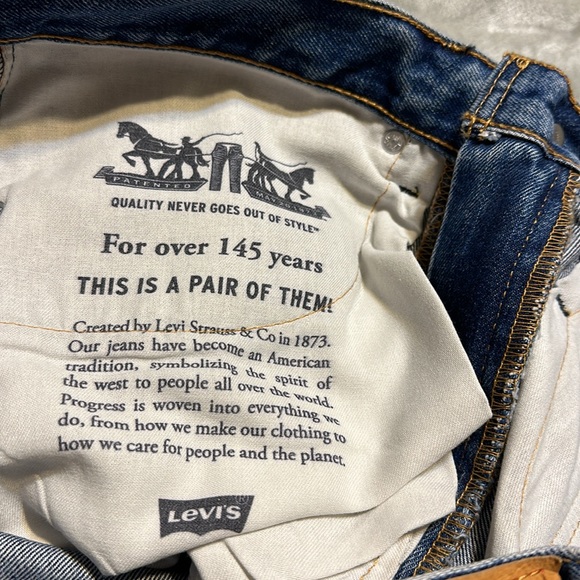 Levi’s Men’s 505 Regular Fit Jeans Size 34-29 - Picture 7 of 9